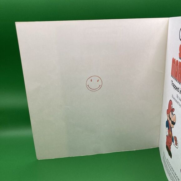 Vintage 1989 Super Mario Bros Trapped In The Perilous Pit Book Nintendo GLLB - Picture 2 of 5